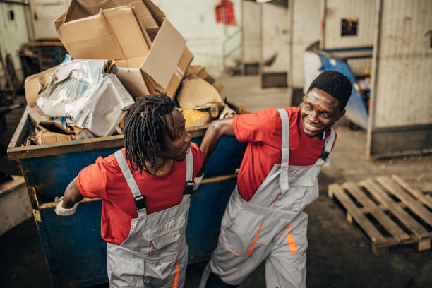 Best Commercial Cleanout Services  in Mino, CA